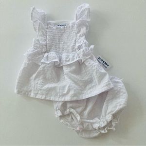 Old Navy 18-24 Months Baby Girl White Smocked Top Set Outfit Spring Summer